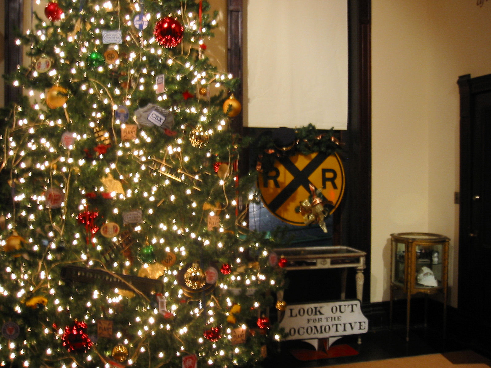 Tampa Christmas Events: Dates, Costs and What’s Free