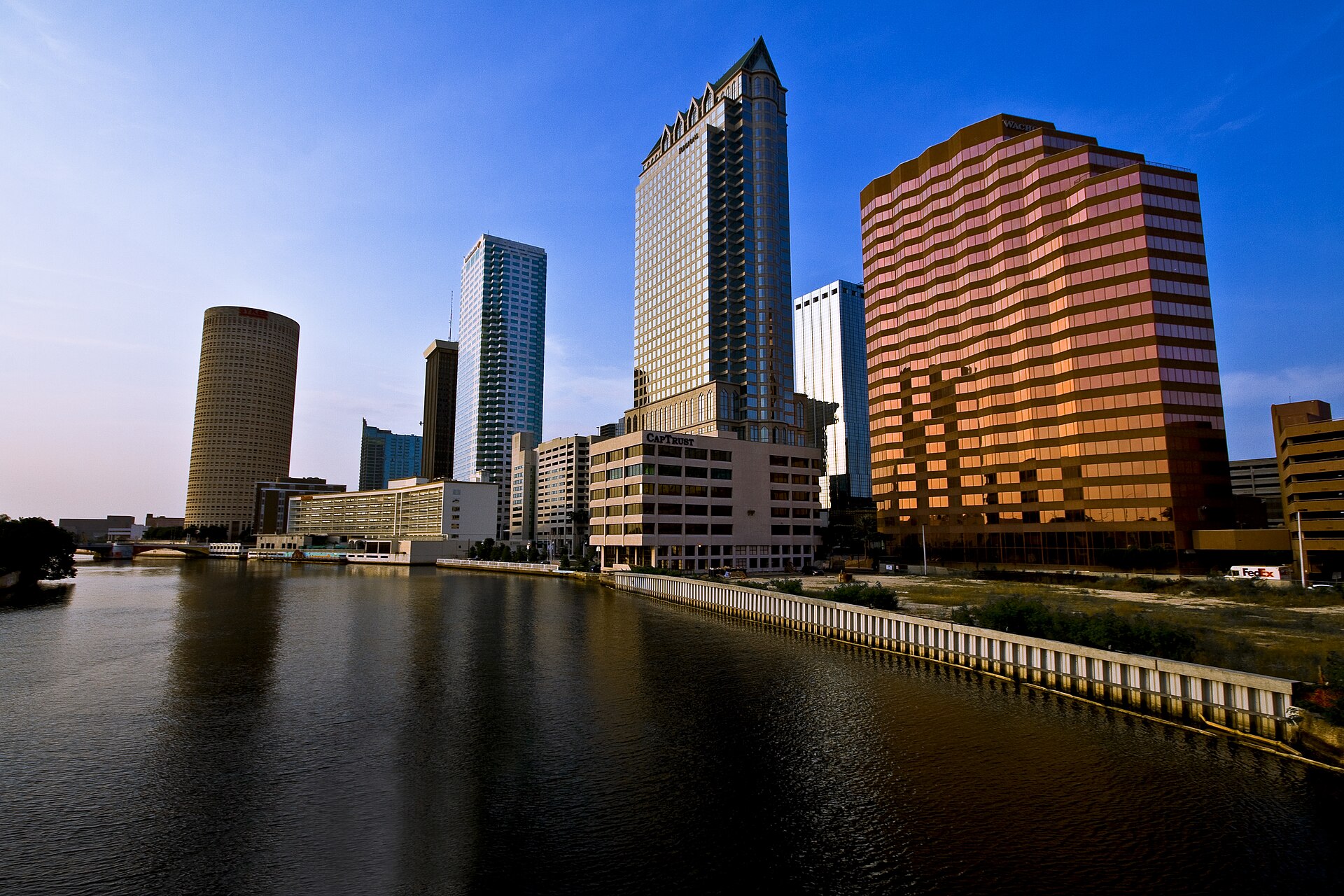 Tampa Travel Guide: Costs, Safety and Practical Tips